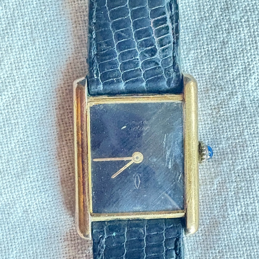 Carter Cartier Must de Cartier Tank watch.